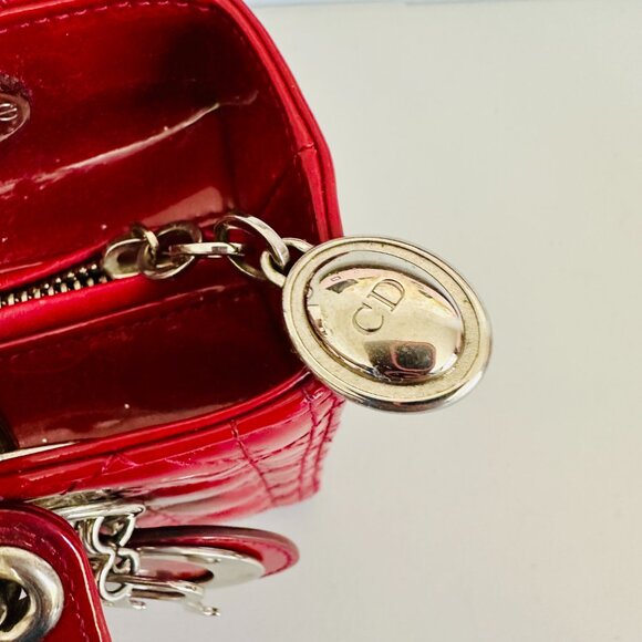 CHRISTIAN DIOR TWO-WAY LADY DIOR PATENT LEATHER TOTE SHOULDER BAG RED - Picture 13 of 16